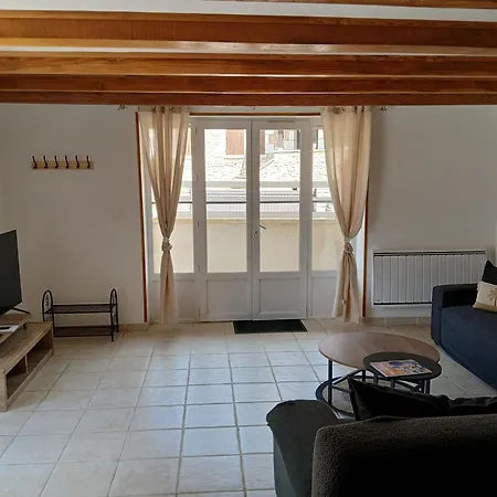 Jolie Maison De Bourg Situee A 300m De La Riviere Дом отдыха