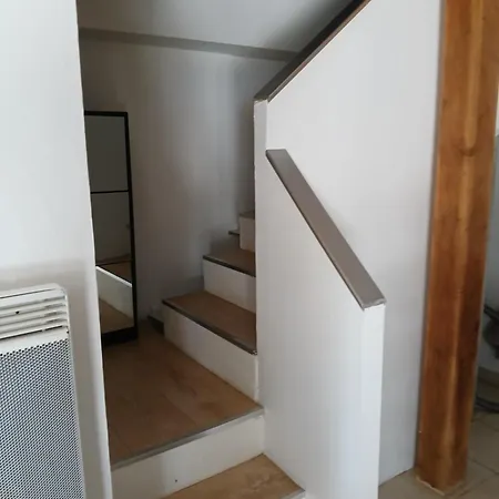 Jolie Maison De Bourg Situee A 300m De La Riviere Дом отдыха *